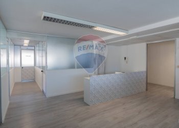 Camera / camera da letto - Office Via Resuttana
 
360, Palermo - photo 30