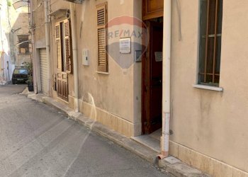 Edificio all\'aperto - Ufficio via Ospizio
 
10, Casteldaccia - foto 4