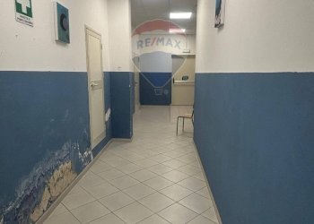 Hall / corridoio - Commercial Premises Via Liberta'
 
66/68, Partinico - photo 22