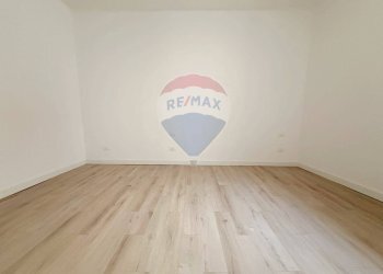 Stanza vuota - Bilocale Via San Francesco D'Assisi
 
52, Trapani - foto 12