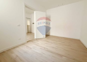 Stanza vuota - Bilocale Via San Francesco D'Assisi
 
52, Trapani - foto 13