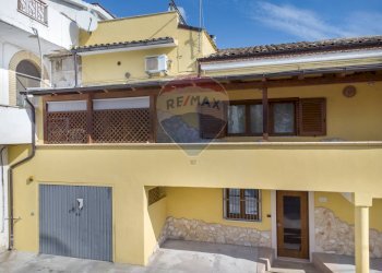 Casa all\'aperto - Casa indipendente via barbanera
 
20, Manoppello - foto 2