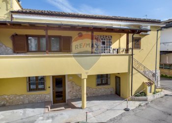 Casa all\'aperto - Casa indipendente via barbanera
 
20, Manoppello - foto 4