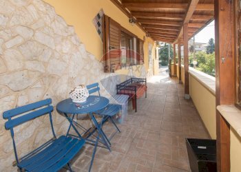 Terrazza - Casa indipendente via barbanera
 
20, Manoppello - foto 12