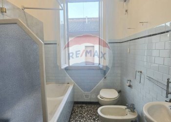 Bagno - Two-room apartment via giuseppe ricci oddi
 
34, Piacenza - photo 14