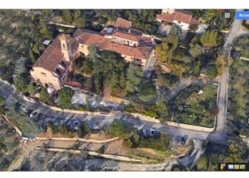 Vista frontale della complesso - Apartment Via delle Cappelle di Sopra, Calenzano - photo 1