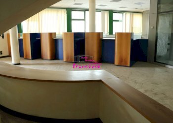 Veduta delle varie postazioni di lavoro ancora presenti - Ufficio Via Francesco Berni, Empoli - foto 6