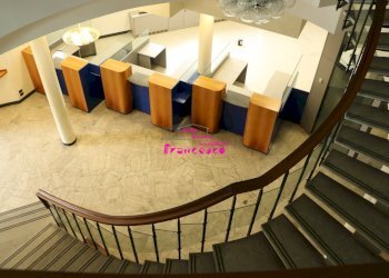 Veduta delle scale dal piano primo - Ufficio Via Francesco Berni, Empoli - foto 19