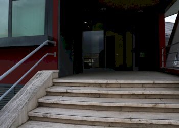 Veduta delle scale esclusive di accesso - Ufficio Via Francesco Berni, Empoli - foto 3