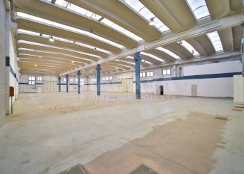 Foto 1 - Shed Vimercate - photo 1