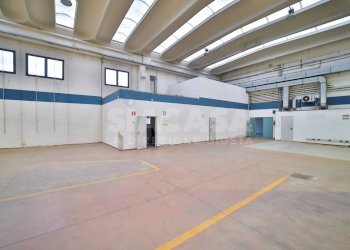 Foto 5 - Shed Vimercate - photo 5