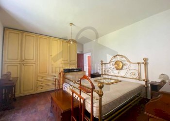 Camera da letto - Casa indipendente via Felice Cavallotti, San Leo - foto 15