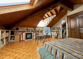 Camera da letto - Villa via Calcinate, 2, Gavirate - foto 17