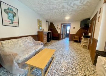 Salone - Rustico Frazione Salogni, Fabbrica Curone - foto 2