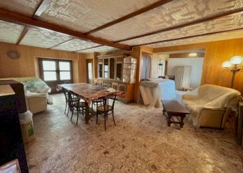 Salone - Rustico Frazione Salogni, Fabbrica Curone - foto 14