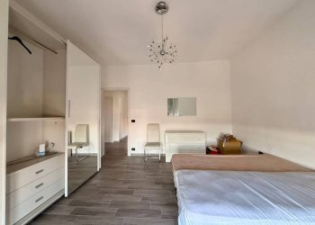 Camera da letto - Trilocale viale Eloisia Barbaroux, 45, Carmagnola - foto 19