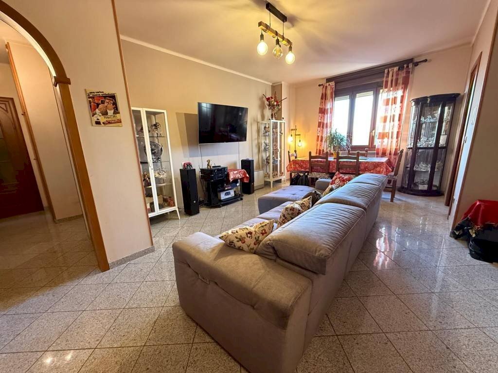 Salone - Apartment via Bertrando Spaventa, 2, Torino (neighborhood Lingotto) - photo 2