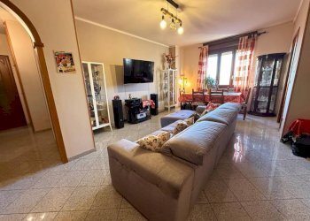 Salone - Appartamento via Bertrando Spaventa, 2, Torino (zona Lingotto) - foto 2