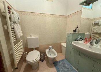 Bagno - Appartamento via Bertrando Spaventa, 2, Torino (zona Lingotto) - foto 31