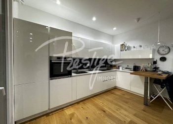 Cucina - Trilocale via Montepertico, La Spezia - foto 4