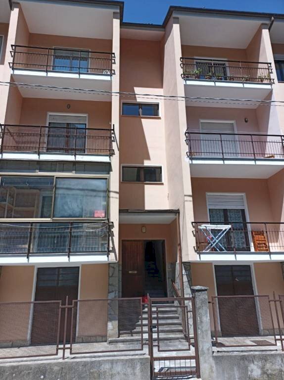 Facciata - Quadrilocale via Roma, 27, Fenestrelle - foto 1