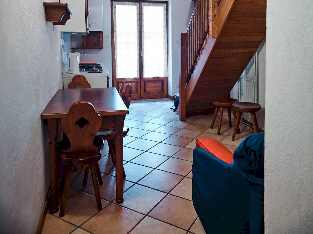 Salone - Bilocale via Umberto I, 90, Fenestrelle - foto 3