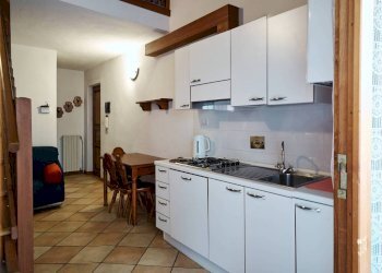 Cucina - Bilocale via Umberto I, 90, Fenestrelle - foto 9