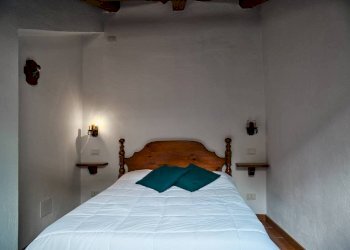 Camera da letto - Bilocale via Umberto I, 90, Fenestrelle - foto 10