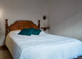 Camera da letto - Bilocale via Umberto I, 90, Fenestrelle - foto 12