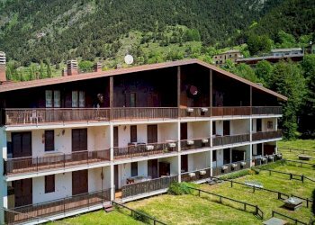 Facciata - Quadrilocale via Roma, 39, Fenestrelle - foto 2