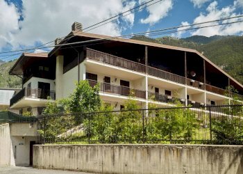 Facciata - Quadrilocale via Roma, 39, Fenestrelle - foto 5