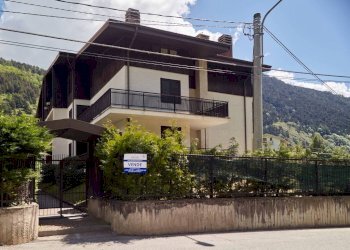 Facciata - Quadrilocale via Roma, 39, Fenestrelle - foto 6