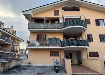 Foto 1 - Bilocale via lombardia
 
1, Guidonia Montecelio - foto 1