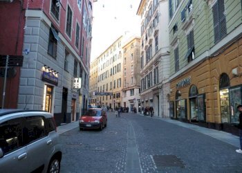 Zona - Attività Commerciale via Benedetto Cairoli, 35, Genova - foto 1