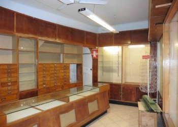 Interno non residenziale - Attività Commerciale via Benedetto Cairoli, 35, Genova - foto 4