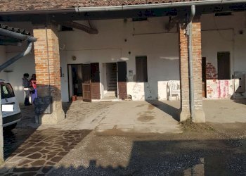 facciata - Casa indipendente via Camporelle, Crema - foto 1