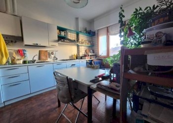 Cucina - Bilocale via Michele Coppino, 27, Cuneo (zona Centro) - foto 8