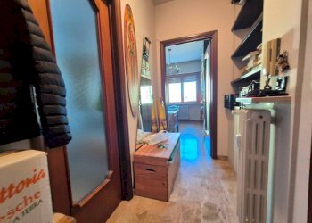 Disimpegno - Bilocale via Michele Coppino, 27, Cuneo (zona Centro) - foto 13