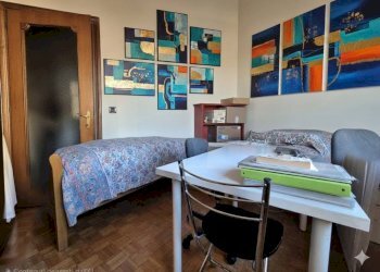 Camera da letto - Bilocale via Michele Coppino, 27, Cuneo (zona Centro) - foto 18