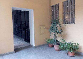 pianerottolo - Three-room apartment corso Siccardi, 15, Torino (neighborhood Centro) - photo 5