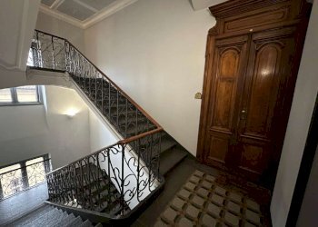 37 - Appartamento via Giusti Giuseppe, 3, Torino (zona Centro) - foto 1