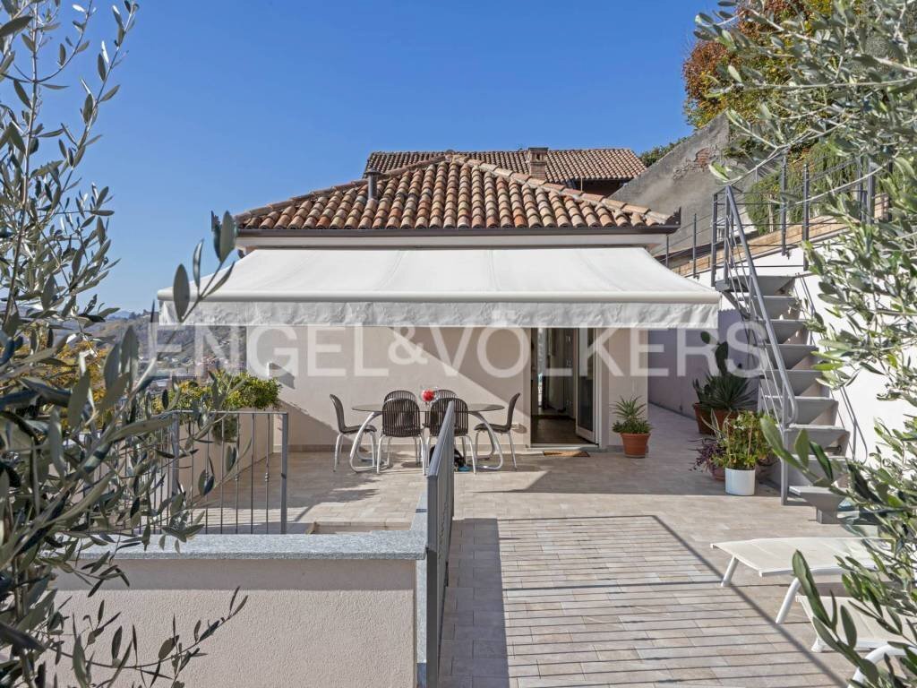 Terrazzo - Casa indipendente via Villanuova, Canelli - foto 2