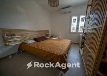 Camera da letto - Trilocale via Tumbarino, Stintino - foto 12