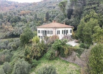 vendesi villa con giardino luccaDJI_0078.JPG - Villa SP1 4590, Lucca - foto 4