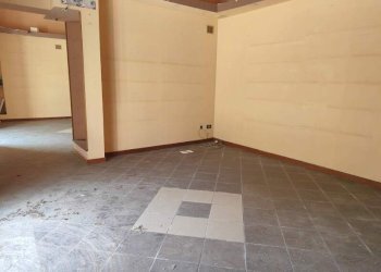 IMG20231012113130.jpg - Commercial Premises Viale Tica 44, Siracusa - photo 3