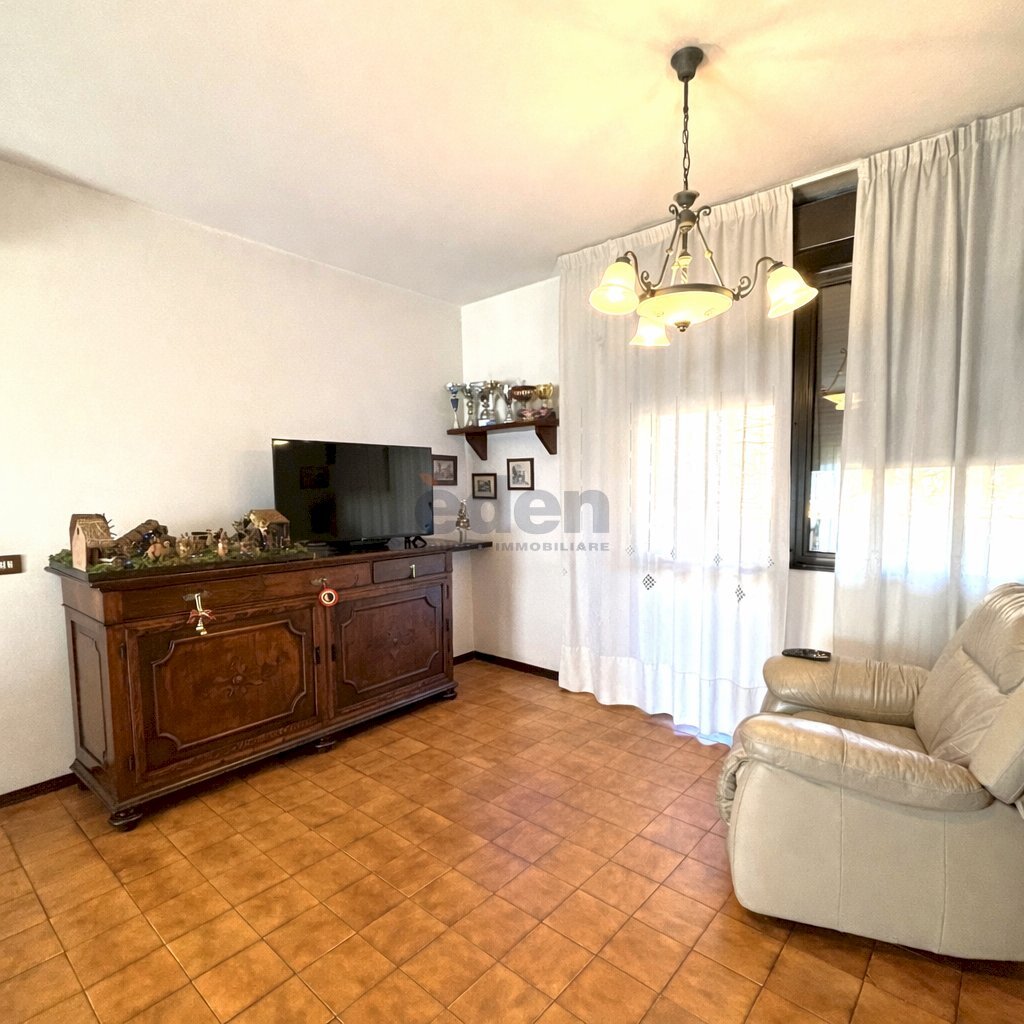 sala - Quadrilocale STRADA DI SALICETO PANARO 211, Modena - foto 1