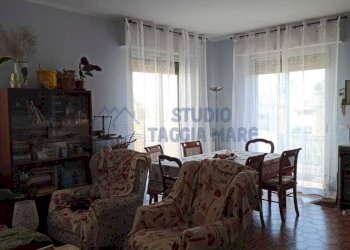 PHOTO-2025-12-12-11-24-45 11.jpg - Appartamento Via Beglini, Taggia - foto 12