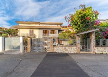 Via Nizzeti 4 ct (2).jpg - Casa indipendente Via Sebastiano Grasso 14, Aci Catena - foto 1