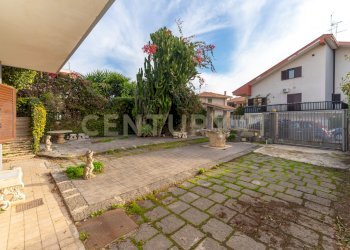 Via Nizzeti 4 ct (4).jpg - Casa indipendente Via Sebastiano Grasso 14, Aci Catena - foto 4