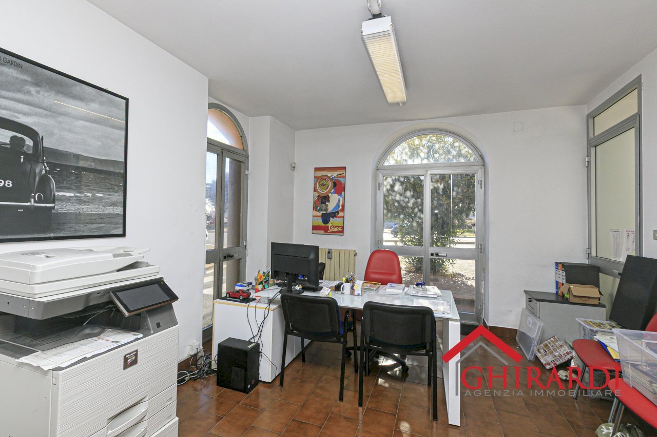 1.1 UFFICIO.jpg - Show room VIA PRA' 5, Genova (neighborhood Sestri Ponente) - photo 2
